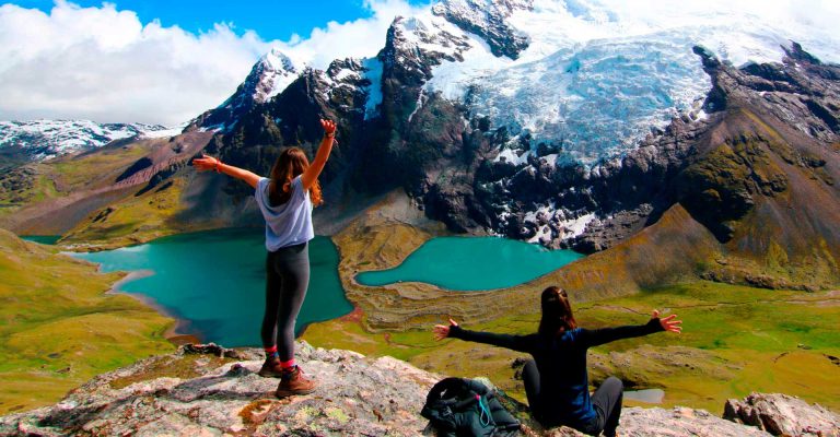 Tour 7 Lakes of Ausangate in Group Service Full day