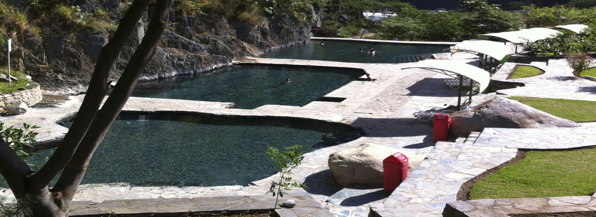 the hot springs of santa tereza and the zip line this can be coordinated with the guides (does not include).